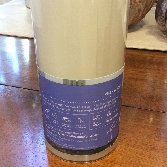 LightLi Flameless Candle - Picture 4 of 5